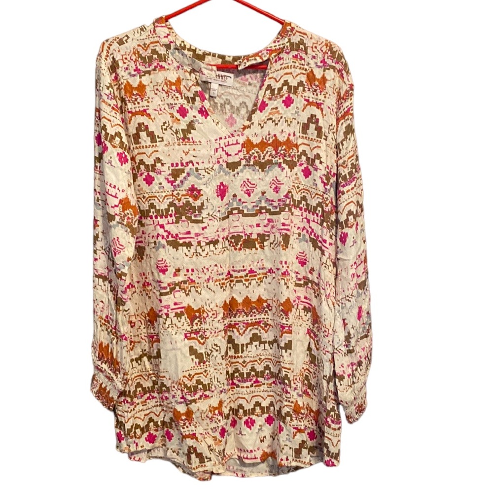 Shyanne Women’s LongSleeve Pattern Top